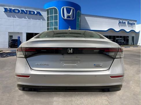 New 2025 Honda Accord Touring image 4