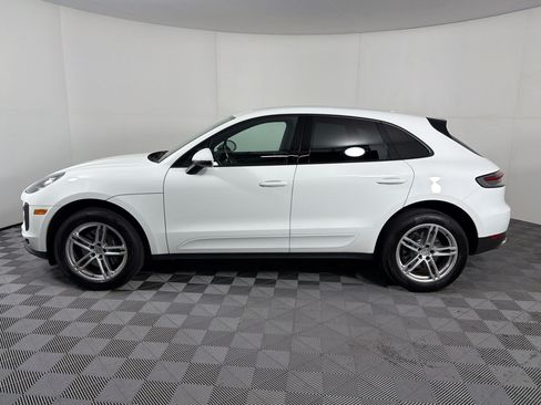 Certified 2021 Porsche Macan AWD/4WD image 2