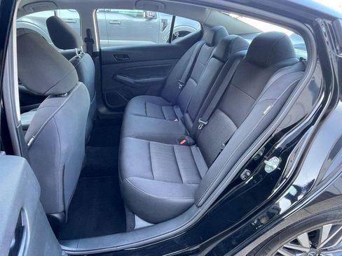 Used 2024 Nissan Altima 2.5 SV image 14