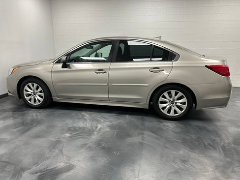 Used 2017 Subaru Legacy 2.5i Premium AWD/4WD image 11