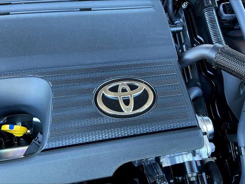 New 2026 Toyota Crown Signia AWD/4WD image 17