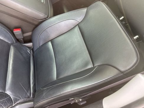 Used 2017 Chevrolet Tahoe LT w/ LT Signature Package image 4