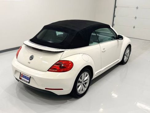 Used 2014 Volkswagen Beetle TDI image 13