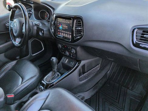 Used 2020 Jeep Compass Limited image 21