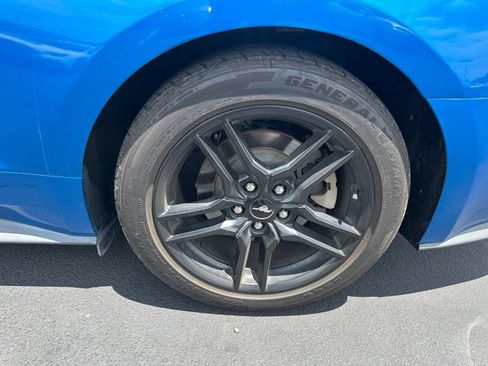Used 2019 Ford Mustang Premium RWD image 6
