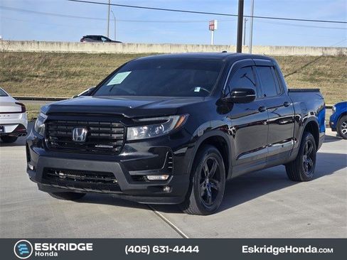 Used 2021 Honda Ridgeline Black Edition image 3