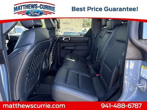 New 2025 Ford Bronco Badlands image 12