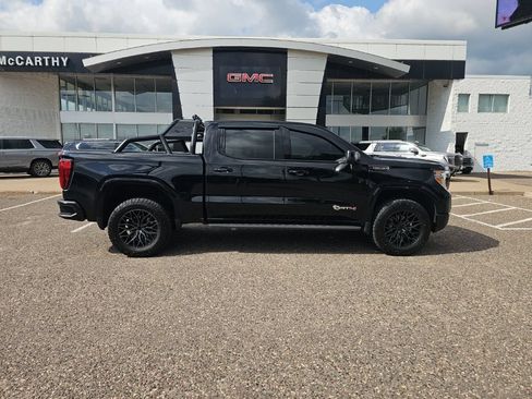 Used 2022 GMC Sierra 1500 AT4 w/ AT4 Premium Package AWD/4WD image 8