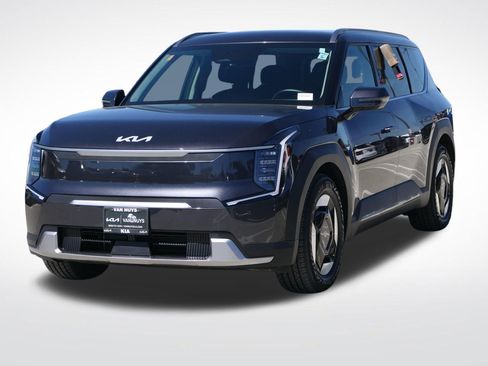 Certified 2024 Kia EV9 Wind image 8