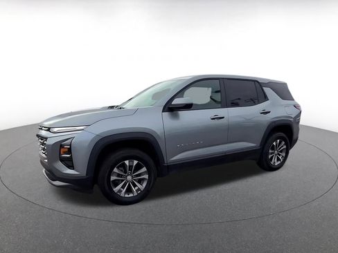 Used 2025 Chevrolet Equinox LT image 8