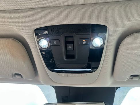 Used 2022 Kia Sorento SX image 18