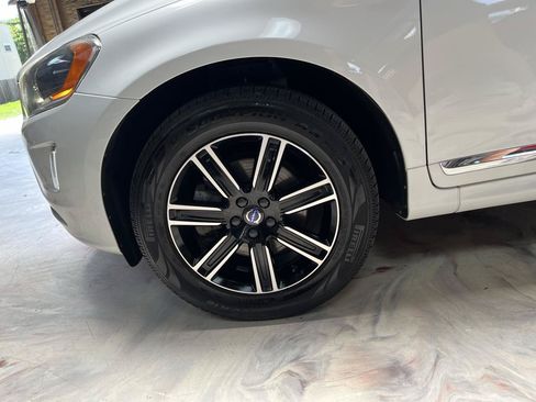 Used 2016 Volvo XC60 T6 Platinum AWD/4WD image 30