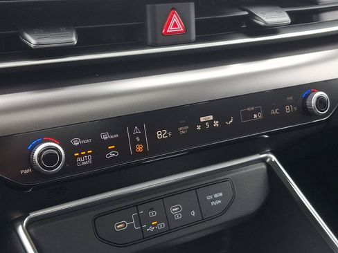 New 2026 Kia Carnival SX Prestige FWD image 15