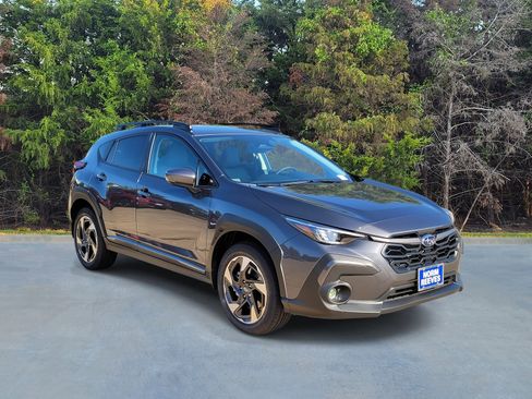 Used 2025 Subaru Crosstrek 2.5i Limited w/ Crosstrek Mirror Package image 15