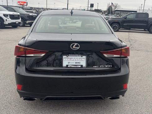 Used 2017 Lexus IS 300 AWD w/ Premium Package image 10