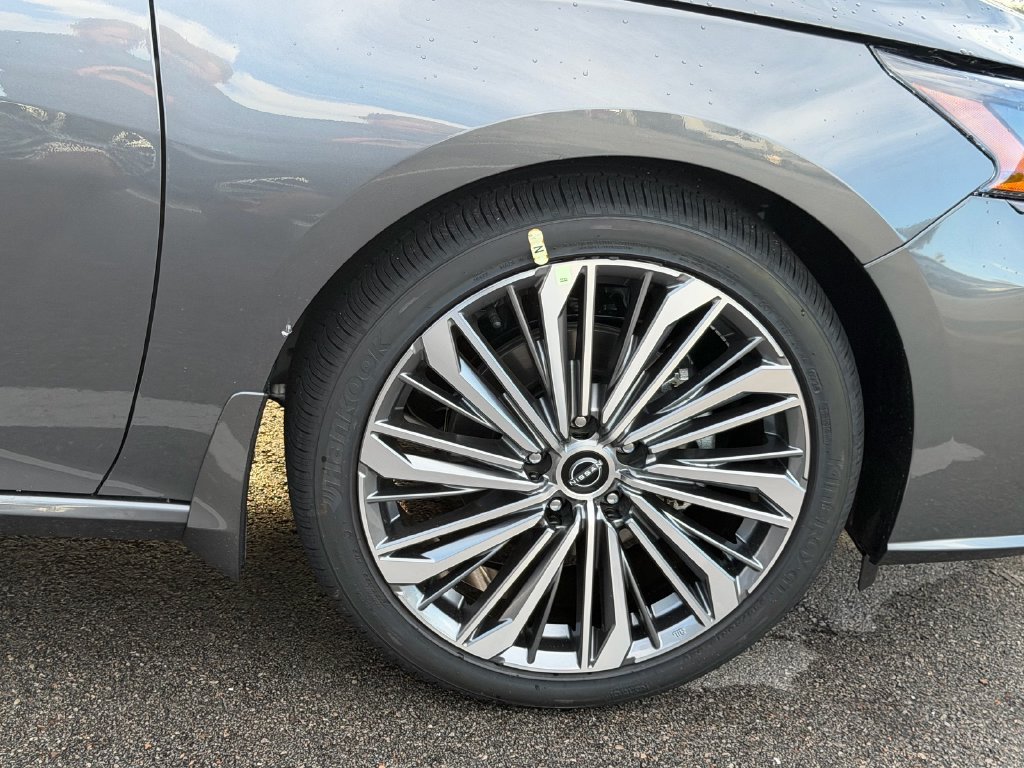 New 2026 Nissan Altima 2.5 SV w/ SV Premium Package FWD image 9