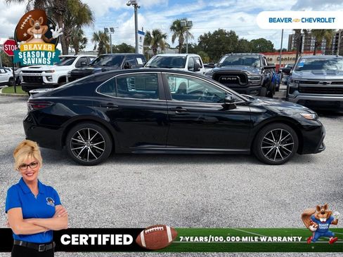 Used 2024 Toyota Camry SE FWD image 8