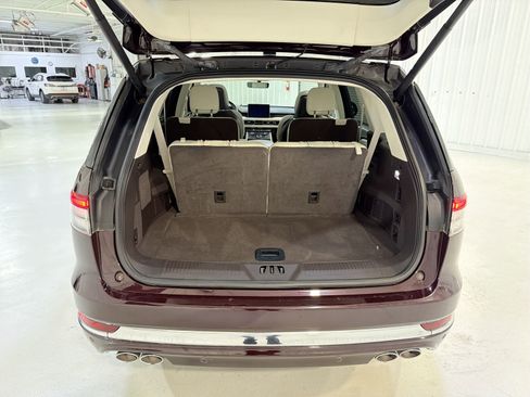 Used 2023 Lincoln Aviator Black Label AWD/4WD image 29