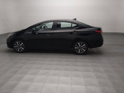 Used 2021 Nissan Versa SV FWD image 3