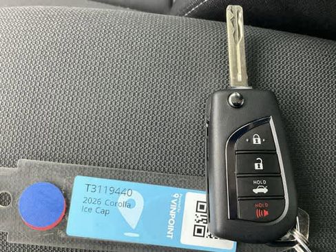 Used 2026 Toyota Corolla LE image 27