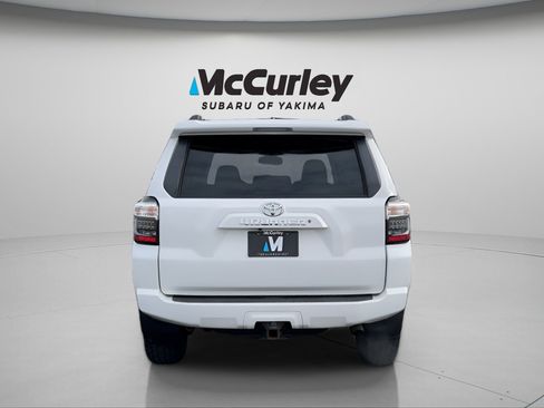 Used 2019 Toyota 4Runner SR5 AWD/4WD image 4