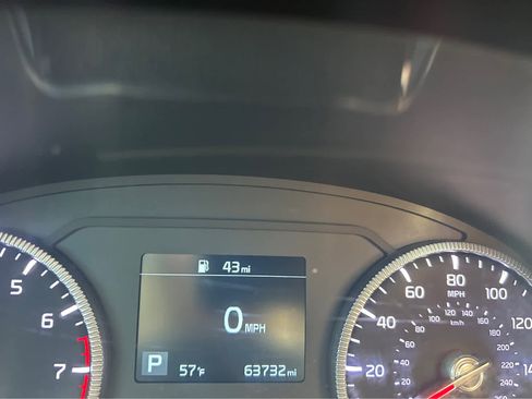 Used 2022 Kia Telluride S image 6