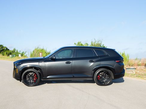 Used 2024 BMW XM AWD/4WD image 6