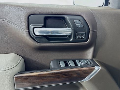 Used 2019 GMC Sierra 1500 SLT w/ SLT Premium Plus Package image 17