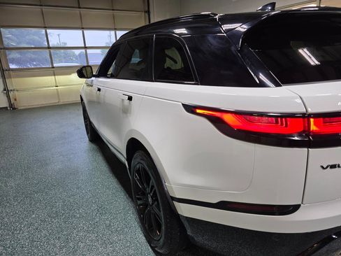 Used 2022 Land Rover Range Rover Velar R-Dynamic S AWD/4WD image 10