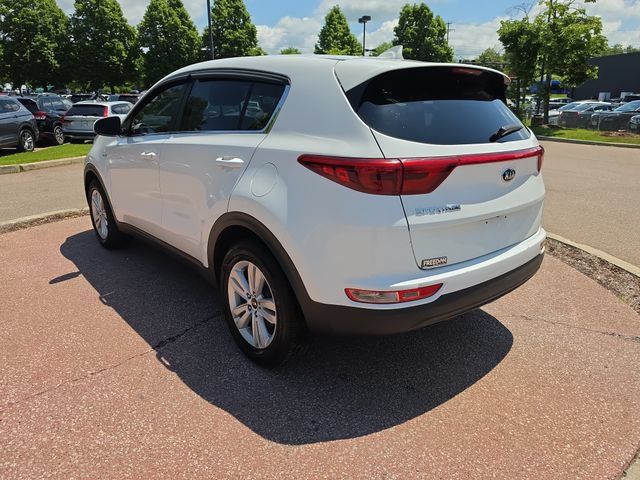 Used 2018 Kia Sportage LX AWD/4WD image 3
