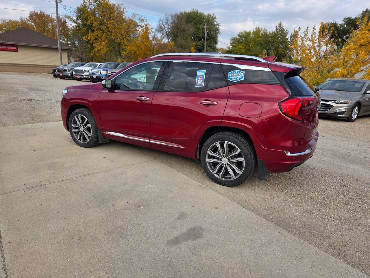 Used 2018 GMC Terrain Denali w/ Advanced Safety Package AWD/4WD image 5