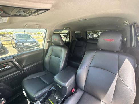 Used 2022 Toyota 4Runner TRD Off-Road Premium AWD/4WD image 14