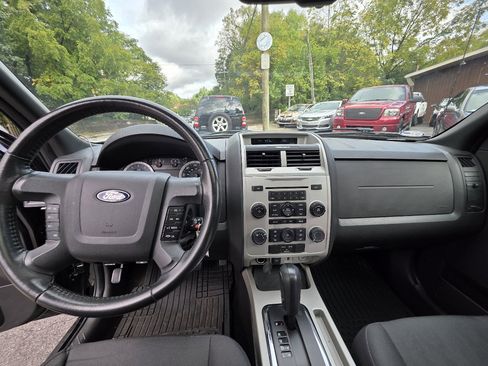 Used 2012 Ford Escape XLT image 23