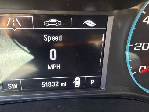 Used 2018 Chevrolet Cruze LT FWD image 24