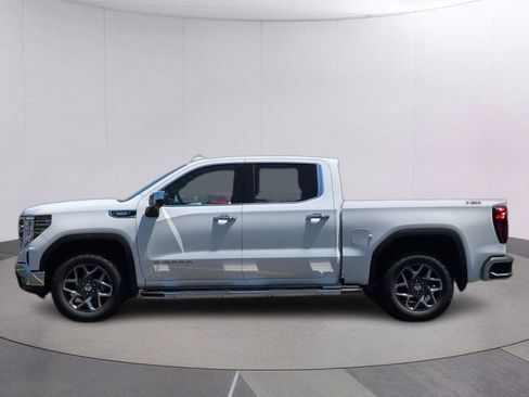 New 2026 GMC Sierra 1500 SLT w/ SLT Premium Plus Package AWD/4WD image 2
