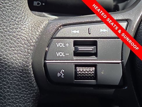 Used 2023 Honda Accord EX image 21