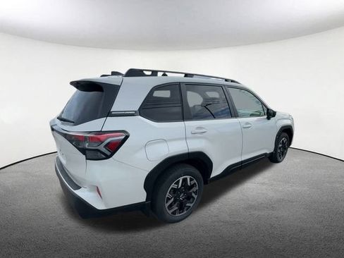 New 2025 Subaru Forester Premium w/ Convenience Package #1 AWD/4WD image 9