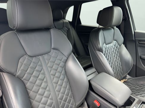 Used 2025 Audi SQ5 Premium Plus AWD/4WD image 38