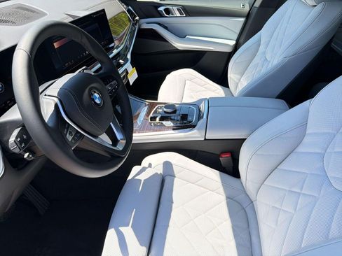 New 2026 BMW X5 sDrive40i w/ Premium Package RWD image 5
