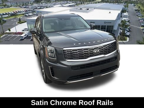 Used 2021 Kia Telluride EX w/ EX Premium Package image 6