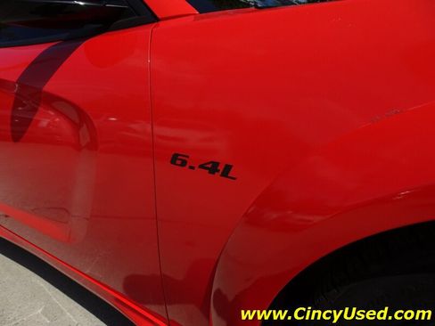 Used 2017 Dodge Charger R/T RWD image 7