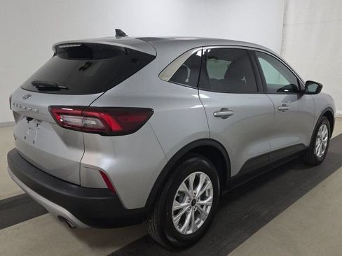 Used 2024 Ford Escape Active FWD image 2