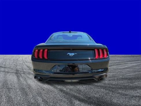 Certified 2023 Ford Mustang Coupe RWD image 5