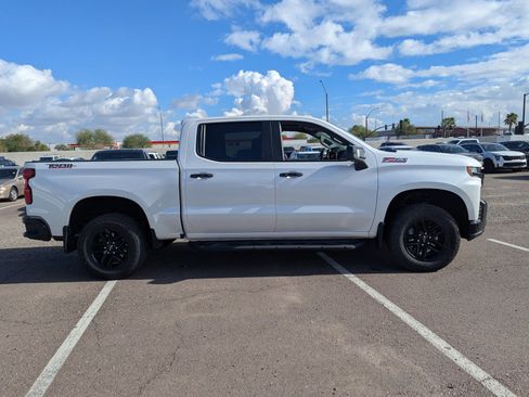 Used 2021 Chevrolet Silverado 1500 LT Trail Boss w/ Convenience Package II image 5