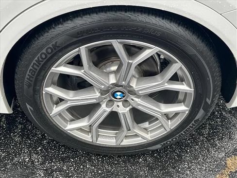 Used 2021 BMW X7 xDrive40i w/ Cold Weather Package AWD/4WD image 37