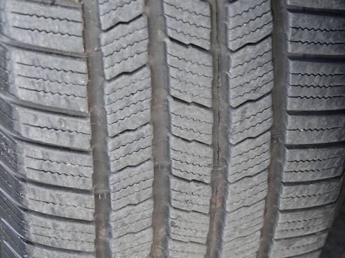 Used 2012 Volkswagen Touareg Sport AWD/4WD image 82
