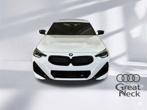 Used 2025 BMW M240i xDrive Coupe AWD/4WD image 21