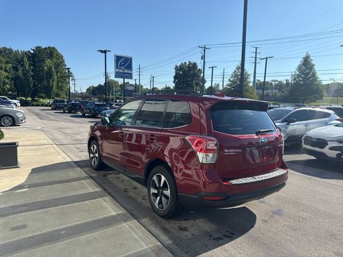 Used 2018 Subaru Forester 2.5i Limited w/ Popular Package #3B AWD/4WD image 5