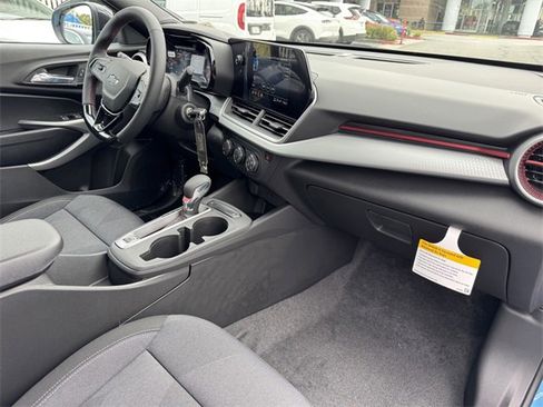 New 2026 Chevrolet Trax RS image 6