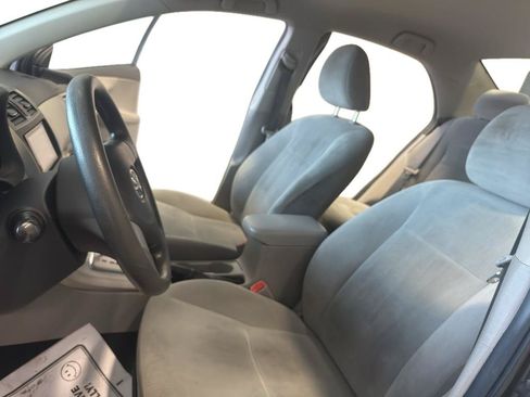 Used 2011 Toyota Corolla LE FWD image 16